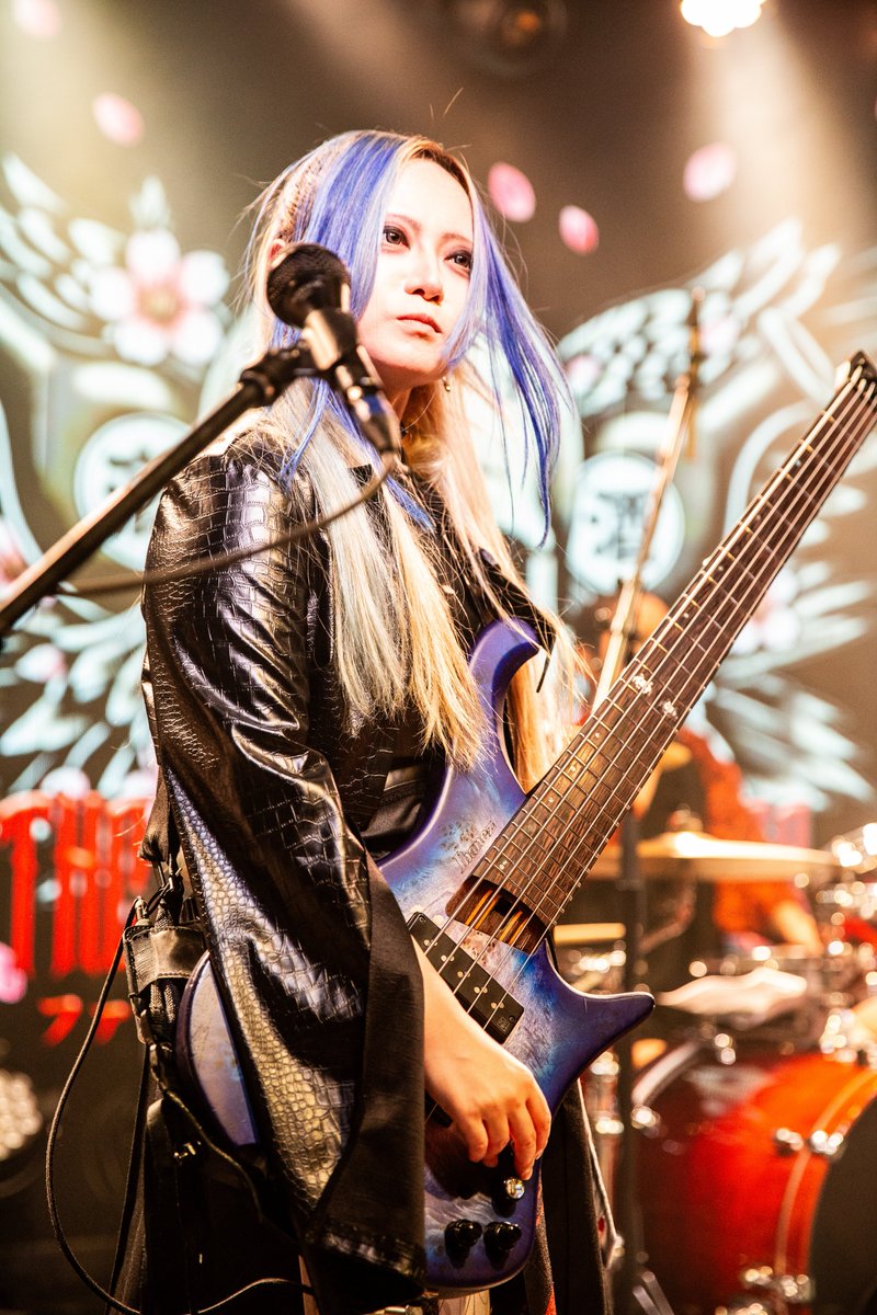 FSW_jp's tweet photo. 【✨📸LIVE PHOTO①📸✨】

8月1日(土) 渋谷GRIT
"JAPAN UNDERGROUND IN TOKYO" DAY ①

❤CHIHIRO @FSW_Vo
&amp;
💙NINO @yx9999knst 

📸 @atsuyadeu 

#FATHOMLESSSKYWALKER 
#ファザムレススカイウォーカー https://t.co/rmbPpAc5xT