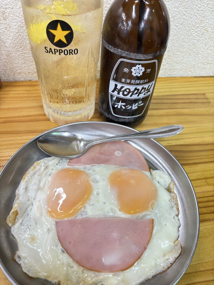 o_o_jiro's tweet photo. onちゃん顔部活a.k.aつきのや
#ハムエッグ部 https://t.co/nTlAAMROAU