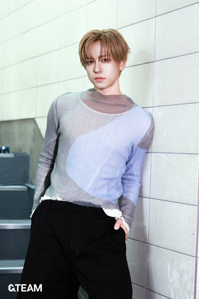 andTEAMofficial's tweet photo. &amp;TEAM KR 2nd Mini Album 'Mark on Me' Trailer Shoot Behind Photo

#andTEAM #앤팀 #TAKI #타키
#MarkonMe #andTEAM_MarkonMe https://t.co/IGK3KwkXwI