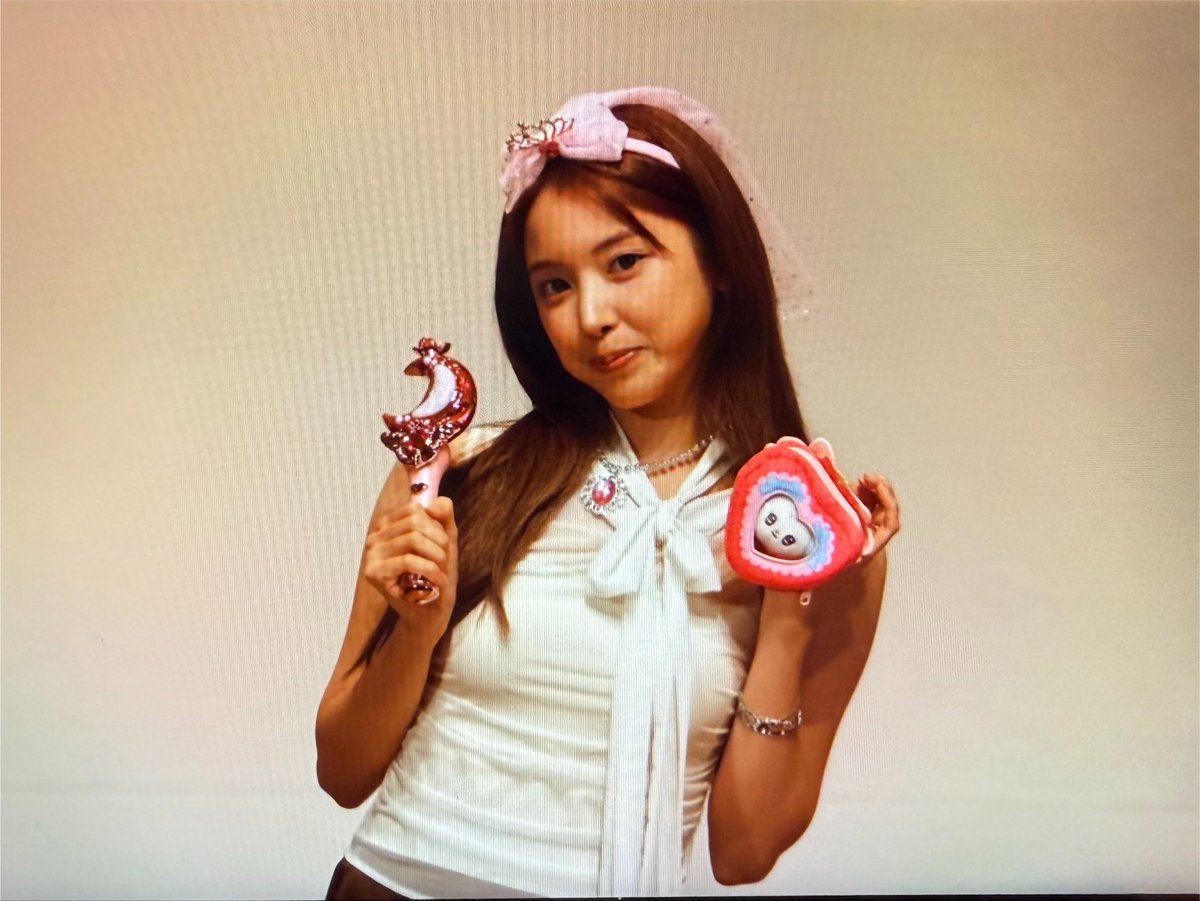 Nmi_______xX's tweet photo. 260806 MAKESTAR
NMIXX JAPAN FANSIGN EVENT

pre 🐶🫶

#NMIXX #엔믹스 #지우 #김지우 
#Jiwoo #ジウ https://t.co/Pqyal48QQe