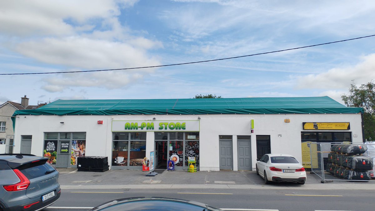 ClonmelCovers's tweet photo. Looking for a temporary roof cover or something more permanent? Clonmel Covers is the go-to! For more information, call 0526124881. 🏠✨
#TemporaryRoof #PermanentRoof #ClonmelCovers #HomeImprovement #RoofingSolutions #CallUs #HomeRenovation #RoofCover #Clonmel #HouseGoals 🏠✨ https://t.co/jneweckYQa