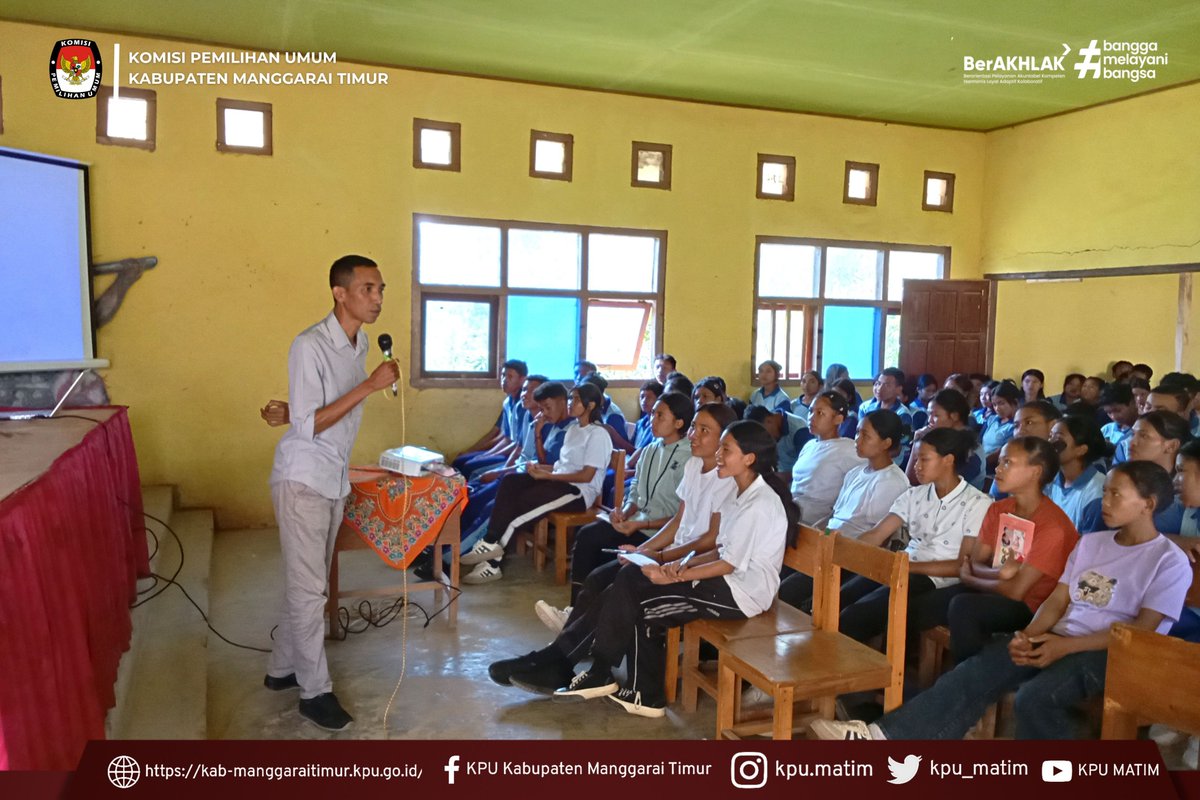 kpu_matim's tweet photo. #TemanPemilih, Ende, Ema, Ase, Kae, Lawa Manggarai Timur Ata Momang Dami

KPU Kabupaten Manggarai Timur laksanakan program KPU Mengajar di SMAN 3 Poco Ranaka, Kamis (6/8/2026). Berita selengkapnya kunjungi : 🌐Web: https://t.co/y65FeUWcp4

#kpumanggaraitimur
#kpumelayani https://t.co/aP9k1qhqSV