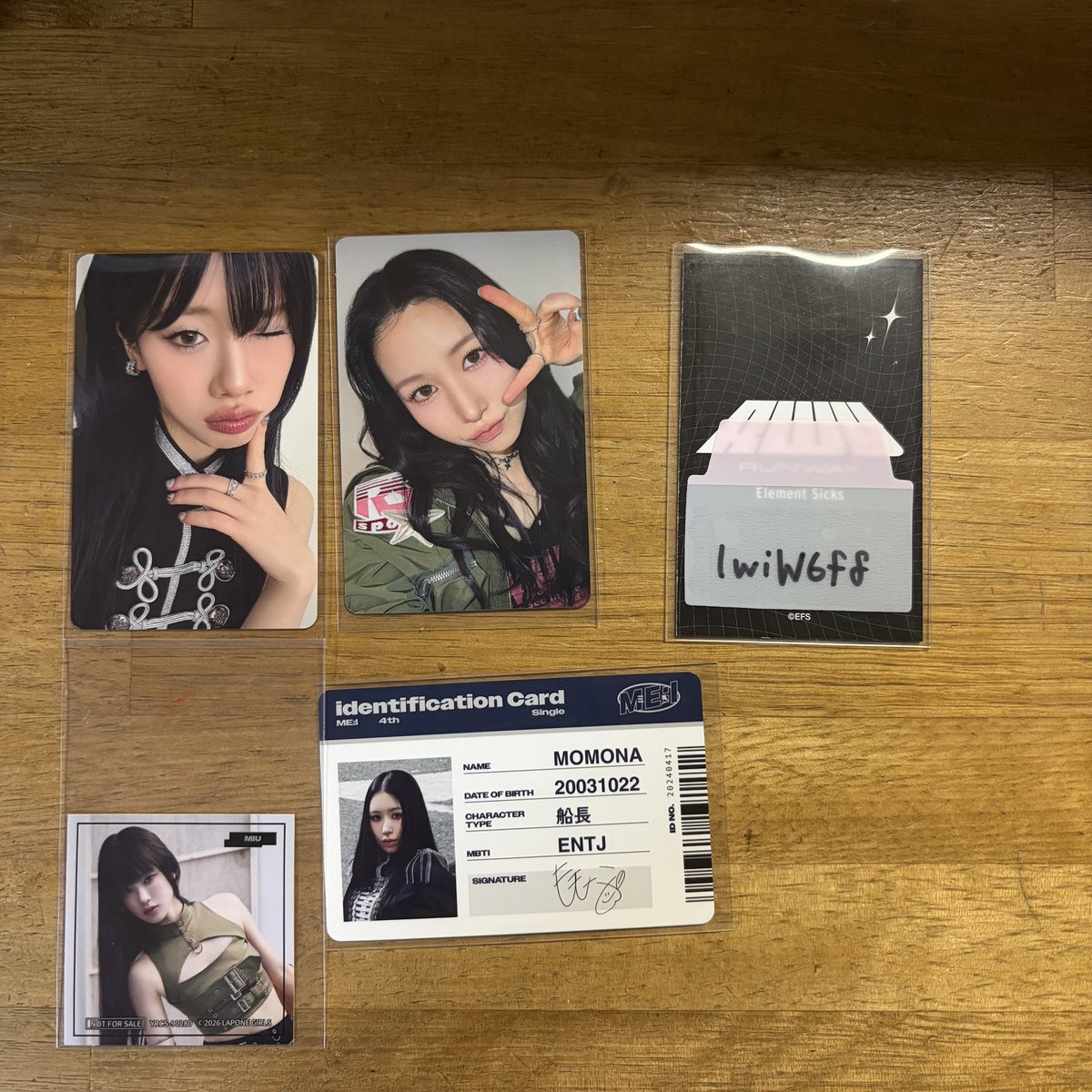 1wiW6f8's tweet photo. ME:I 花咲く道 トレカ 交換

譲 : 笠原桃奈 高見文寧 櫻井美羽 1枚目

求 : 海老原鼓 同種 2枚目

郵送交換希望📮

#ME_I_交換 #ME_I交換 https://t.co/MYsFbhMuox