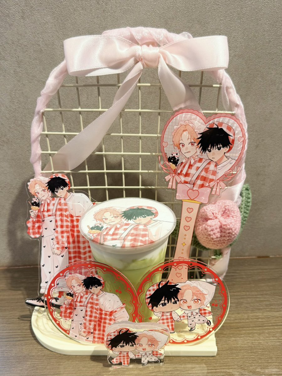 ___nap7hrs's tweet photo. マル先生 改めて作品の完結おめでとうございます✨ #君となら恋をしてみても に出会えて本当によかったです🩵🩷 #りゅあまForever これからも2人で幸せな人生を歩んでね🐾

かわいいグッズたくさんで幸せすぎます🥹
これからもりゅあまを連れてたくさんお出かけします🐈‍⬛🐈˙˳⋆𓈒𓏸˙˳⋆ ˙ https://t.co/bQbnVof8GV