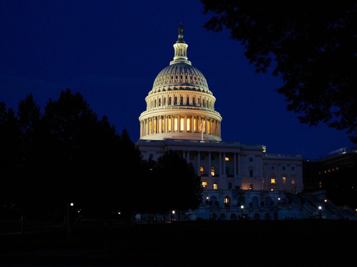 CoinMarketCap's tweet photo. LATEST: 🇺🇸 Senator Cynthia Lummis says if the CLARITY Act dies, "it's going to be because the Democrats kill it," arguing she has "bent over backwards for 11 months" to negotiate. https://t.co/EYFrQ64WJf