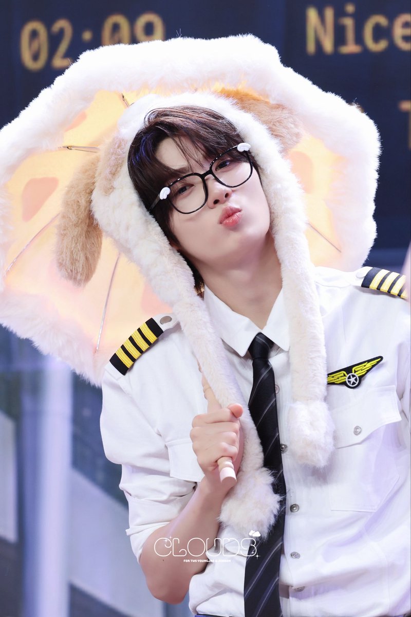 clouds_hoonjae's tweet photo. 260730 MP

귀여워♡

#TWS #투어스 #トゥアス
#YOUNGJAE #영재 #ヨンジェ https://t.co/vKA8Zznwx6