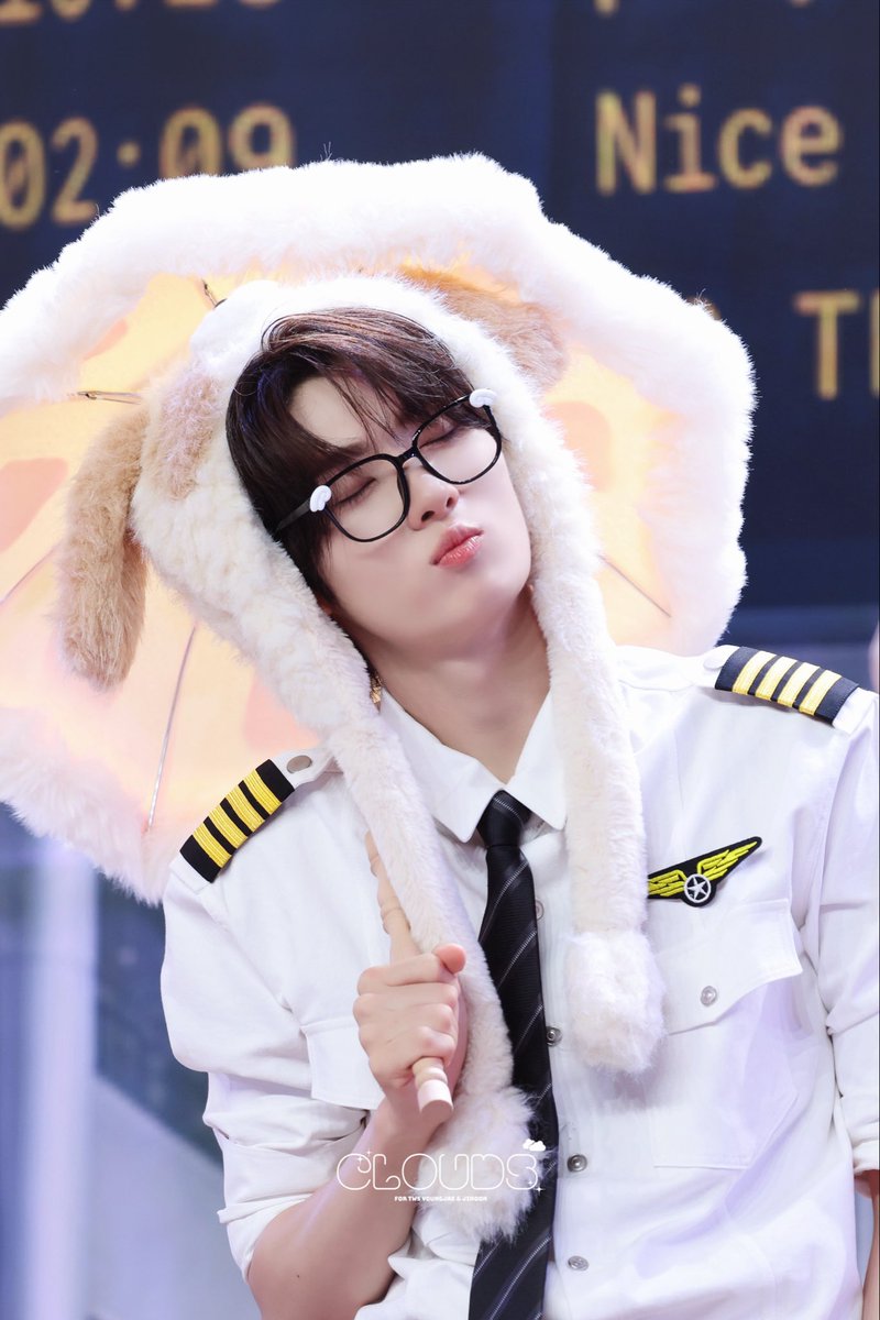 clouds_hoonjae's tweet photo. 260730 MP

귀여워♡

#TWS #투어스 #トゥアス
#YOUNGJAE #영재 #ヨンジェ https://t.co/vKA8Zznwx6