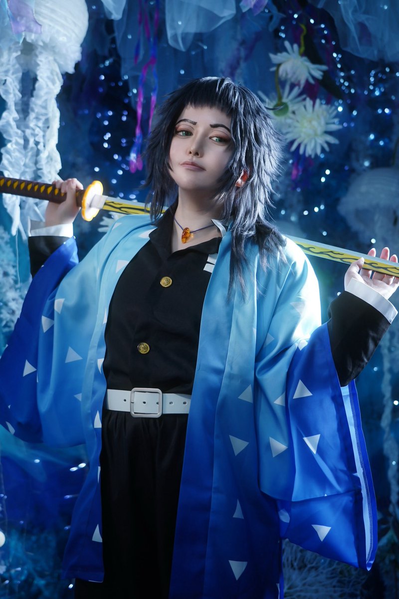 kazamarii's tweet photo. 我妻善逸 獪岳
鳴柱 if
コスプレ cosplay
鬼滅の刃
ひとり善獪 鳴柱コス
善逸の方が背格好は大きくあってほしいです…
同じ部屋で撮ってます📸
p&s:@comuya_com
#スタジオこむや
#ZenKai
#ZenitsuAgatsuma
#kaigaku
#demonslayercosplay
thunder hashira https://t.co/zAlusSdRjk