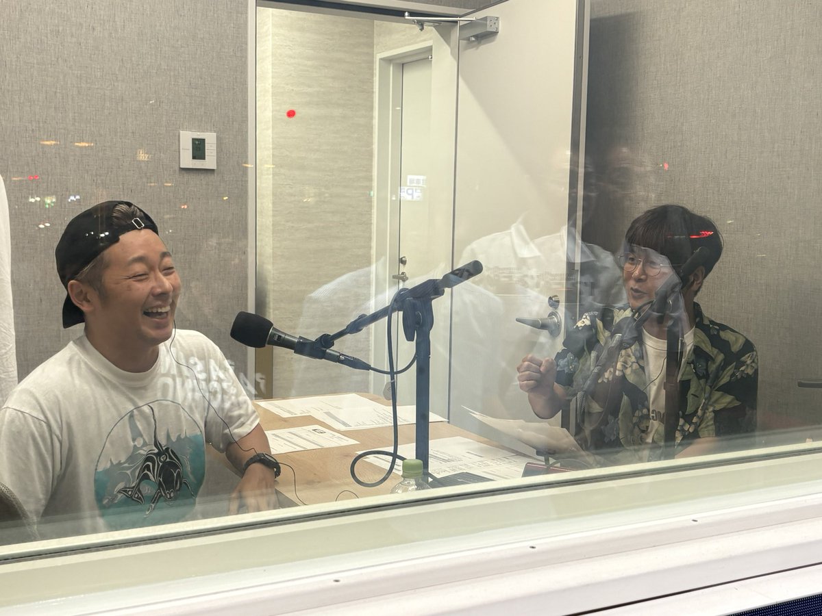 ogu1015's tweet photo. 今週もありがとうございました😊
演者さんが楽しそうだと観覧者も楽しいです!
いつもありがとうございます感謝の気持ちです🙇🏻🙏
#TOKAIRADIO #アンダーポイント #増野豊 #本美大 #ドリームカプセル
@underpointhonmi @undermasuno
#UNDERTALK
#オレンジ田中LINE怖い https://t.co/cXkNmdrPFL