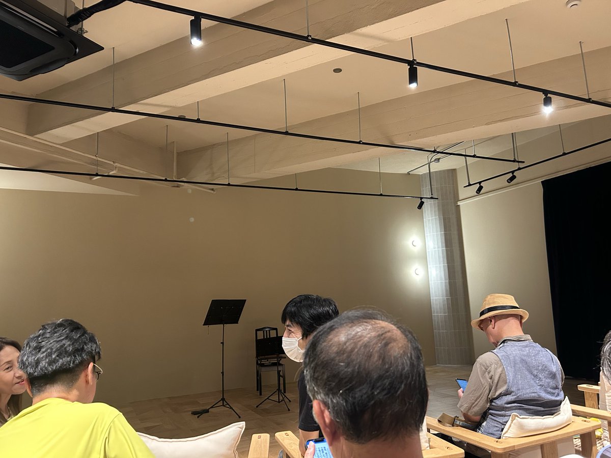 marikoitikawa's tweet photo. 久しぶりに弦の音に癒されるの巻。
名古屋はこういった空間がわりとあって良いね。 https://t.co/i73D2oFqTb