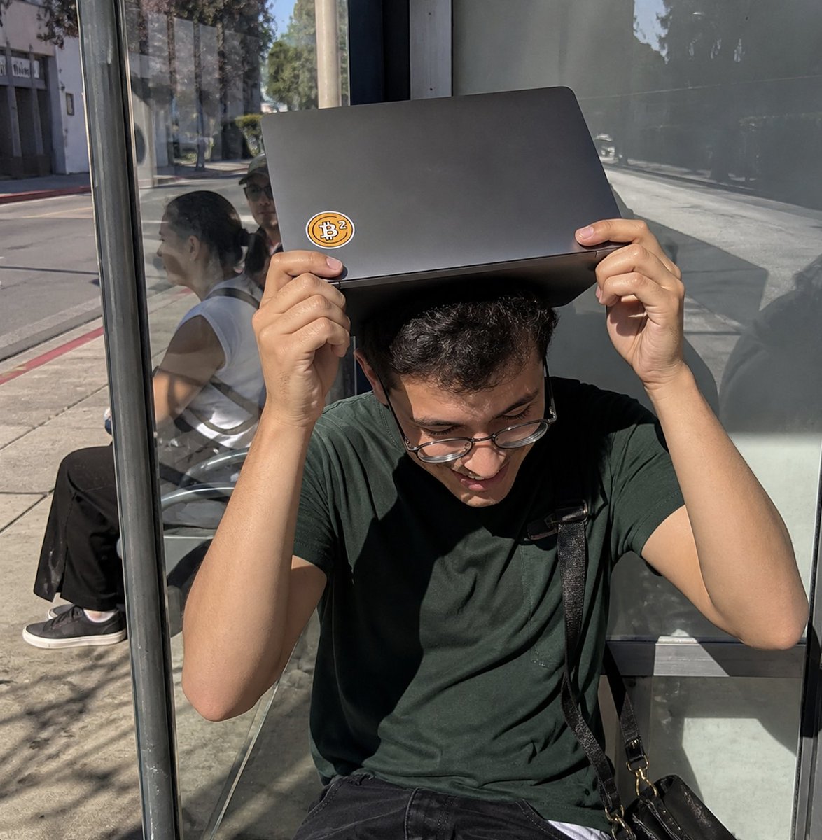 BSquaredNetwork's tweet photo. Portable shade🌞 https://t.co/i1DR9TQic3