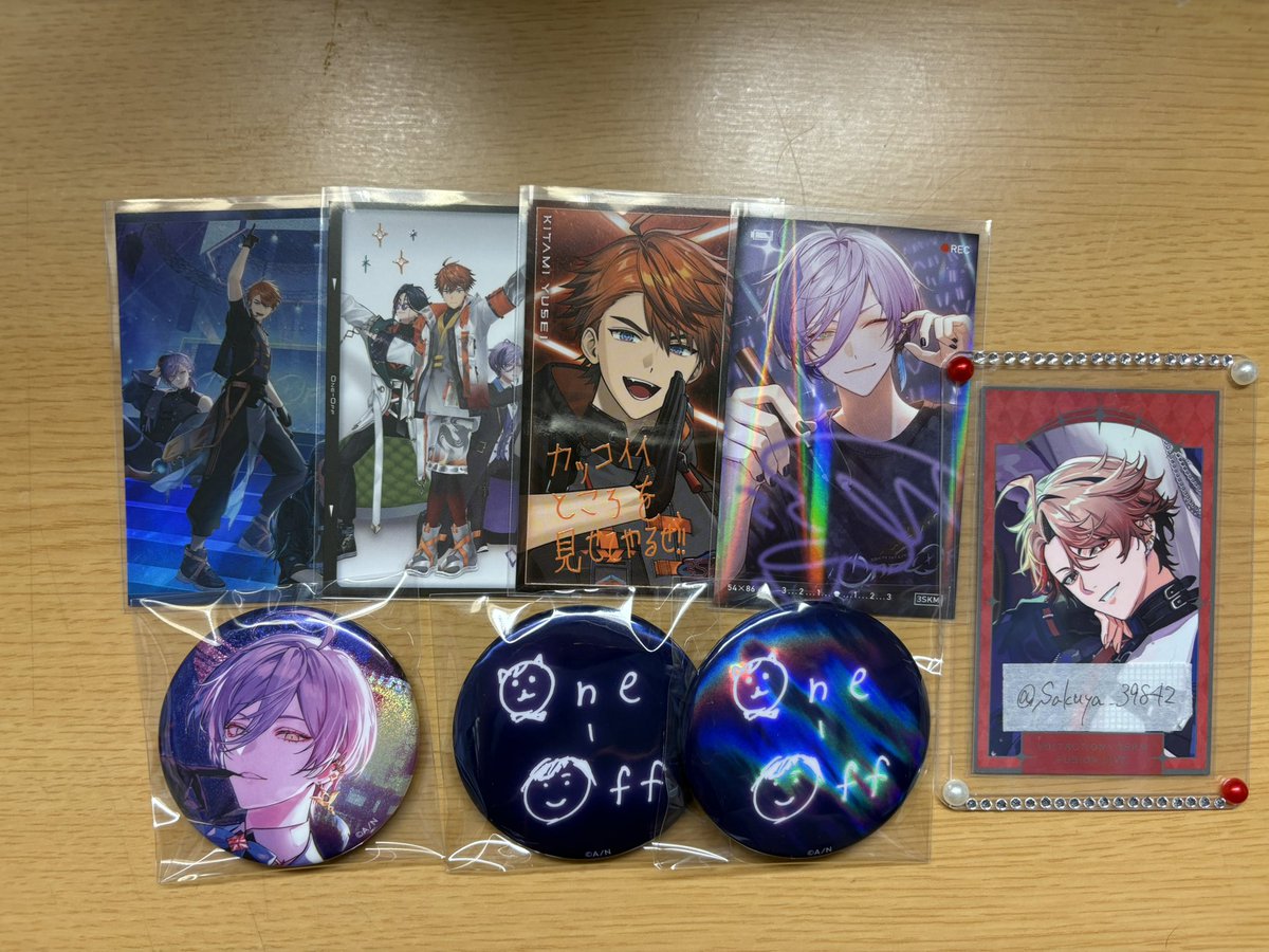 Sakuya_39842's tweet photo. 【交換】にじさんじ 3SKM 1st One-Off ランダムカード ランダム缶バッジ

譲:画像1
求:画像2

郵送交換のみ
各1回収
まとめての方優先
検索からでもお気軽にお声掛けください https://t.co/hkniIVbKOr