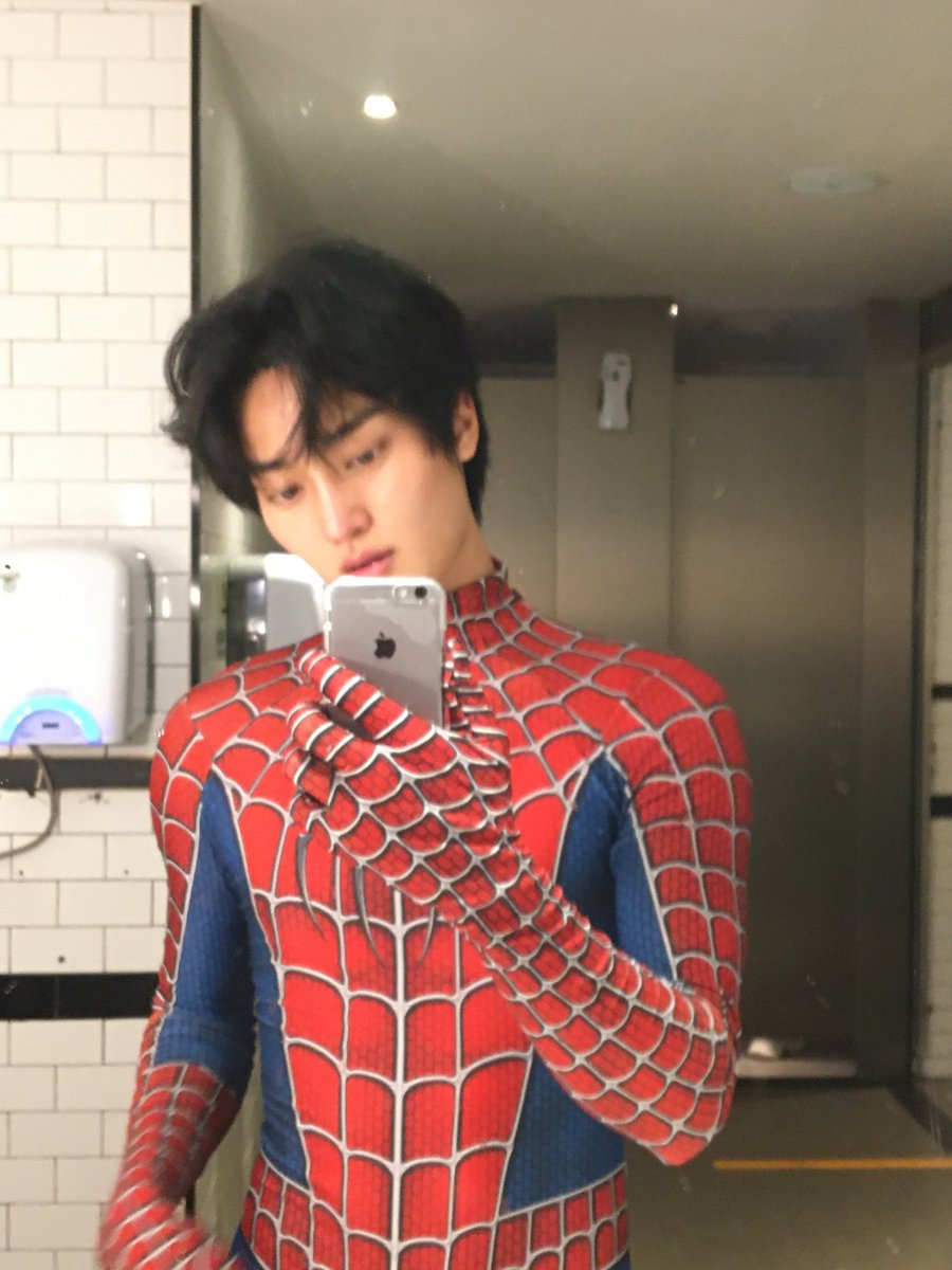 lurveity's tweet photo. SPIDEY TAEYOUNG 😵‍💫❤️❤️🕷🕸 https://t.co/gRNOG24eCv