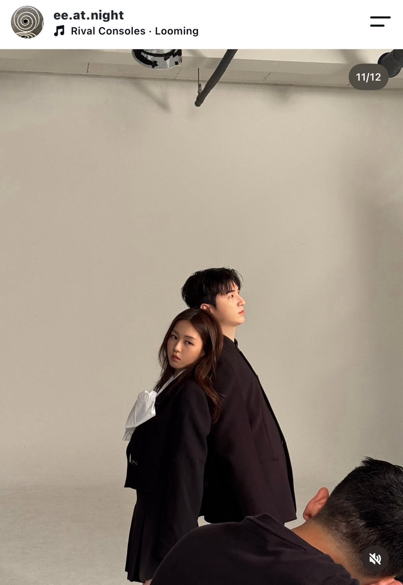 hhahaa11111's tweet photo. Yang katanya gak hyunker tapi pose nya the virgin dan saling post mulu tuh bedua gue liat liat 👀
Iya in aja 😌

#BetterLateThanSingle2 https://t.co/0Q03645PGo