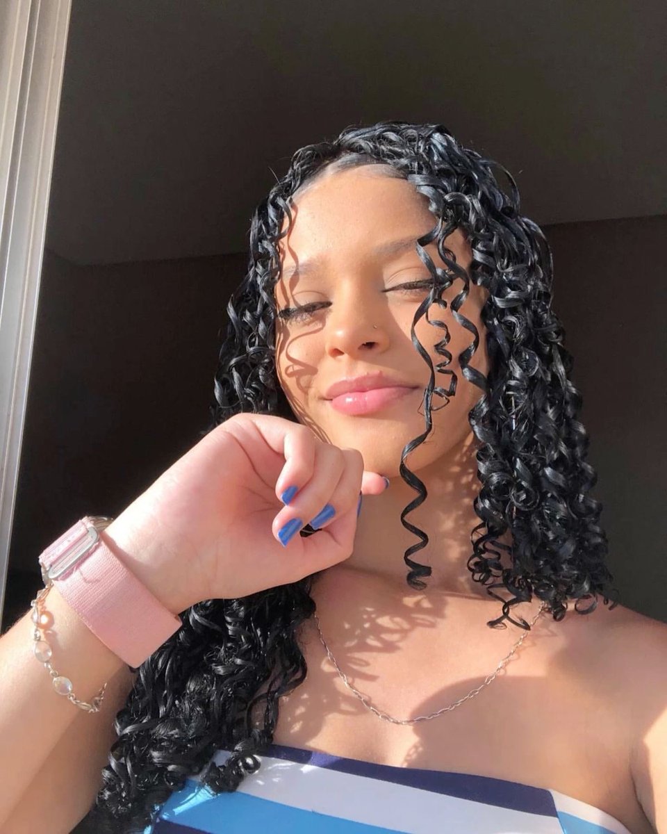 hyj1728's tweet photo. Tem alguém on para conversar comigo? 🥺 https://t.co/e7RdqgM32S