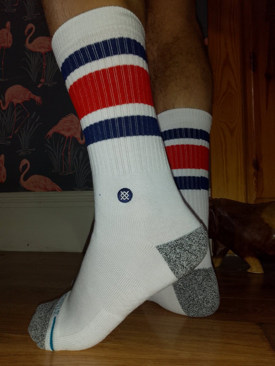 TruckerSpence's tweet photo. Trucks been dumped in the yard I'm home for 11.30am had a shower so here's another socks of the day plus I'm still getting paid for the rest of the week. 👌 https://t.co/9gnU7n4fie