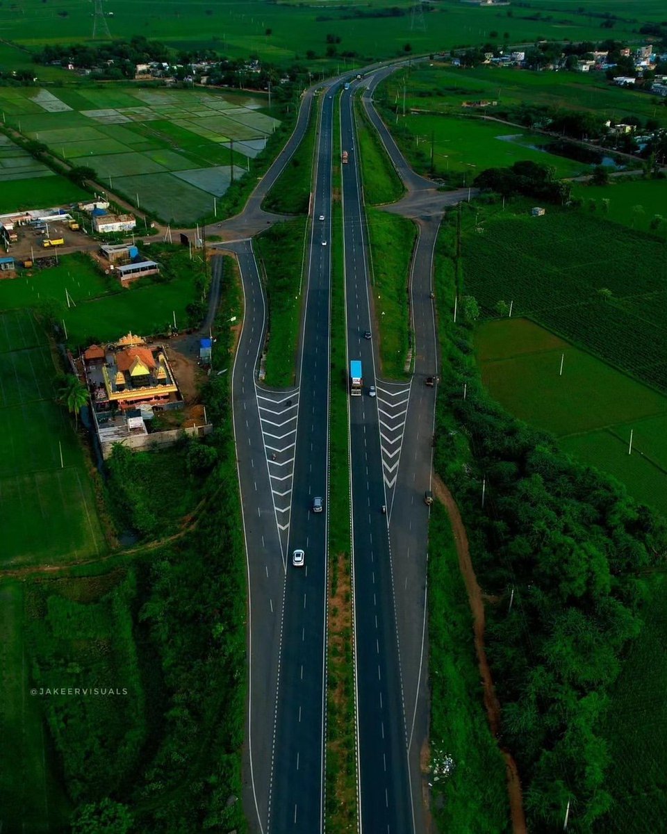 AndhraNexus's tweet photo. Rayalaseema Express Highway - NH40

📍Khajipet, Kadapa, Andhra Pradesh https://t.co/zIt1pkRSXo