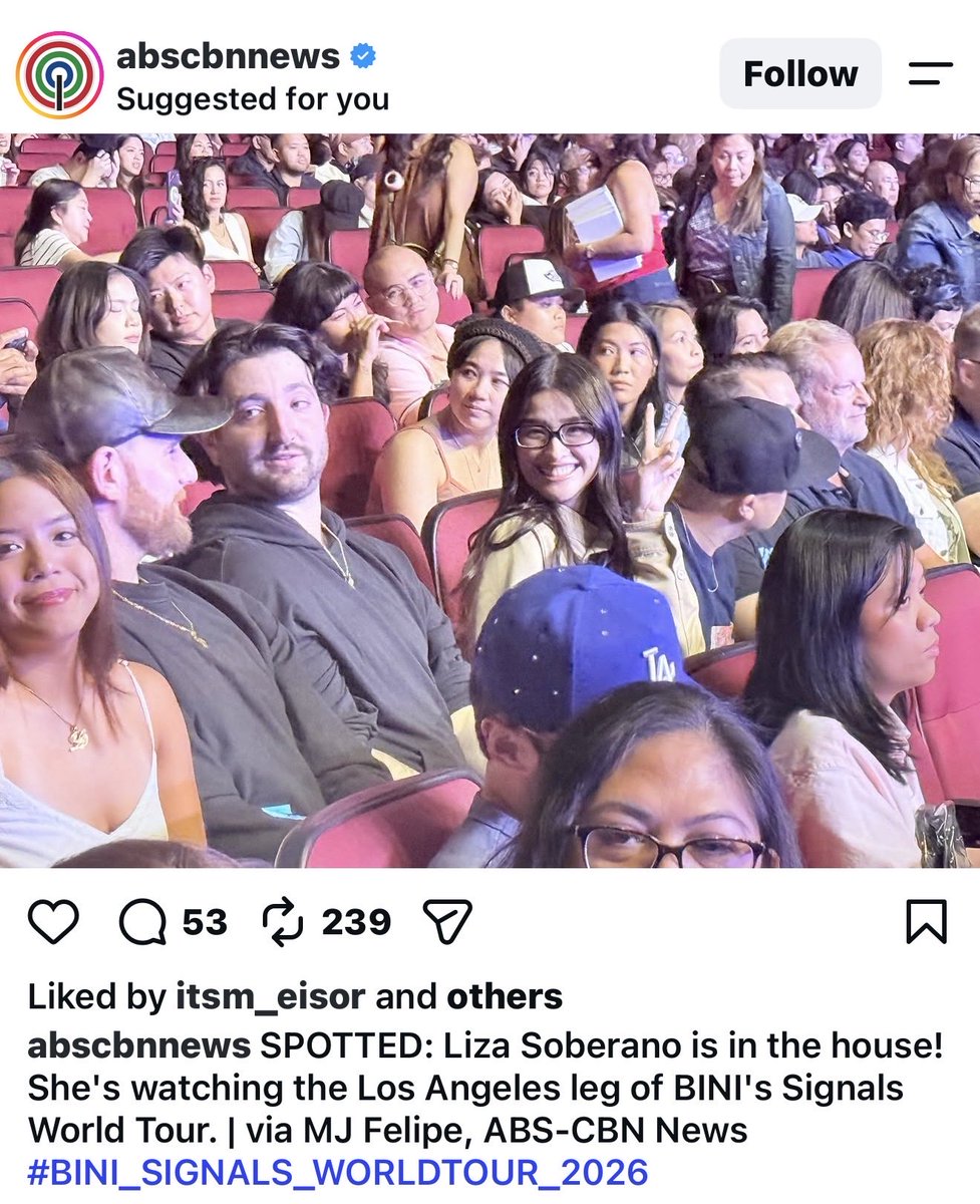 ItalianMamaN's tweet photo. @CeeK519507 @lizasoberano Si Roblox ba ung katabi? https://t.co/4bc9fhW2he