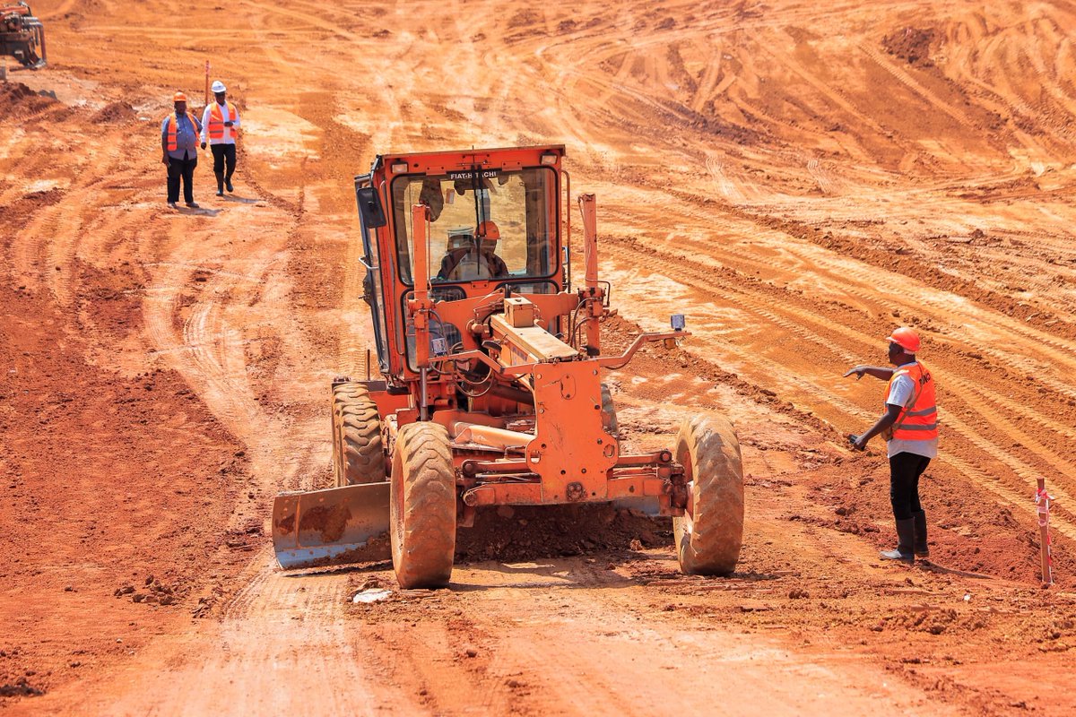 StatisticsUg's tweet photo. Today marks a defining moment in our journey as we break ground for the construction of the new Statistics House in Entebbe.

The facility will provide the infrastructure needed to expand our capacity in data production, processing, innovation, and dissemination as we continue delivering quality official statistics for national development.

#UBOS #StatisticsHouse