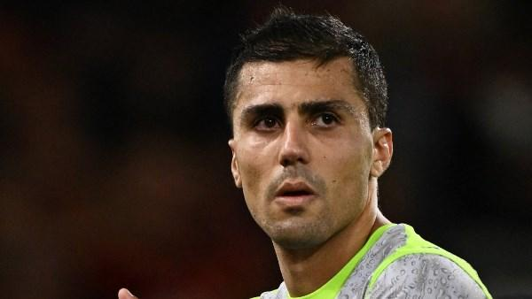 MadridSports_'s tweet photo. ‼️ ÚLTIMA HORA: el Madrid NO ACEPTARÁ lo que pide el City por RODRI

❌ Esta última postura aleja mucho al Real Madrid del centrocampista español

@COPE https://t.co/Ycw8TSQVqt