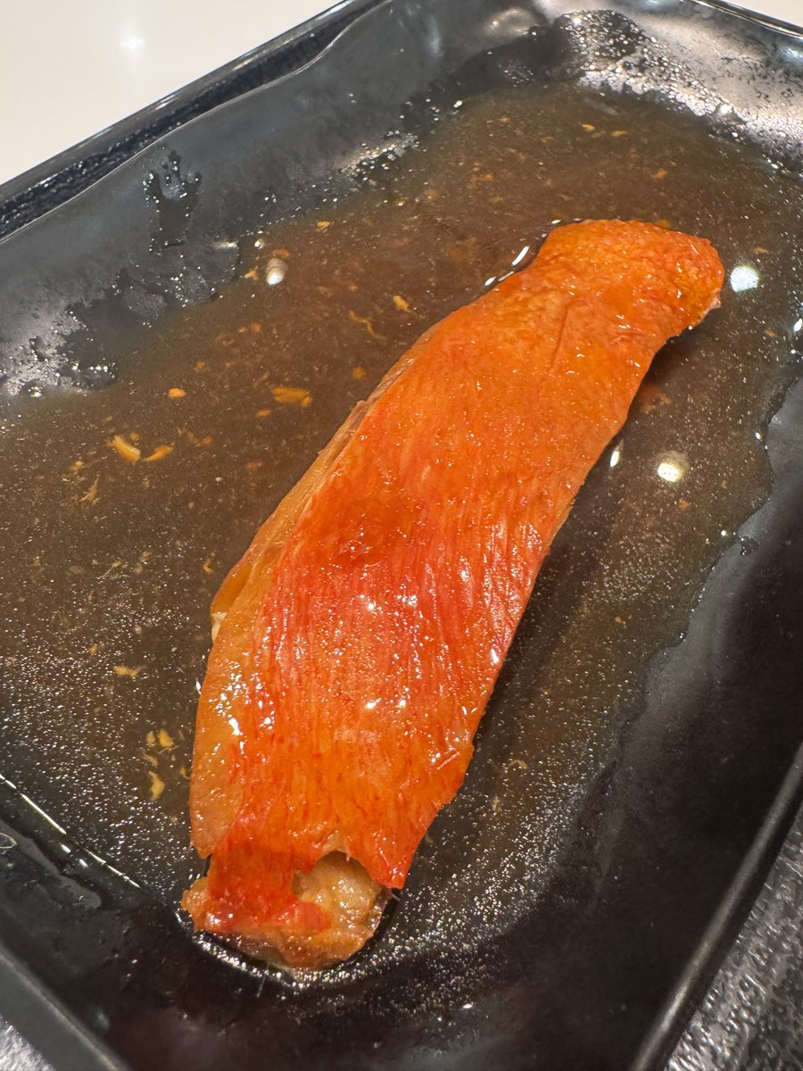 phil0p0n's tweet photo. 今夜は牛鉄板ステーキ定食を豚汁に変えて、金目鯛の煮付けを追加っ！！

まだやってる牛タンより断然こっちをオススメします。あの牛タンはあかん、ナシや😀

連休前あと1日頑張るぞい🤤🙏 https://t.co/YR6p32iIIP