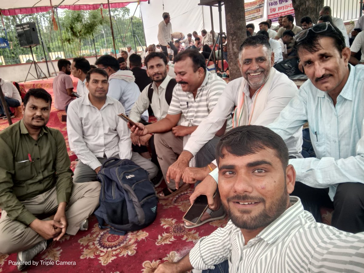 Sunilsohu1's tweet photo. #3rd_ग्रेड_ट्रांसफर_बहाल_करो
एक ही मांग एक ही नारा
थर्ड ग्रेड ट्रांसफर
इंकलाब जिंदाबाद
तानाशाही नही चलेगी।
@BhajanlalBjp
@madandilawar @RajCMO https://t.co/kppsPv091l