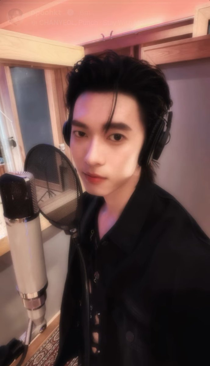 SSahanya1005's tweet photo. Today Something special is in the making👀

#ppoohkt https://t.co/Jwe5z45t1U