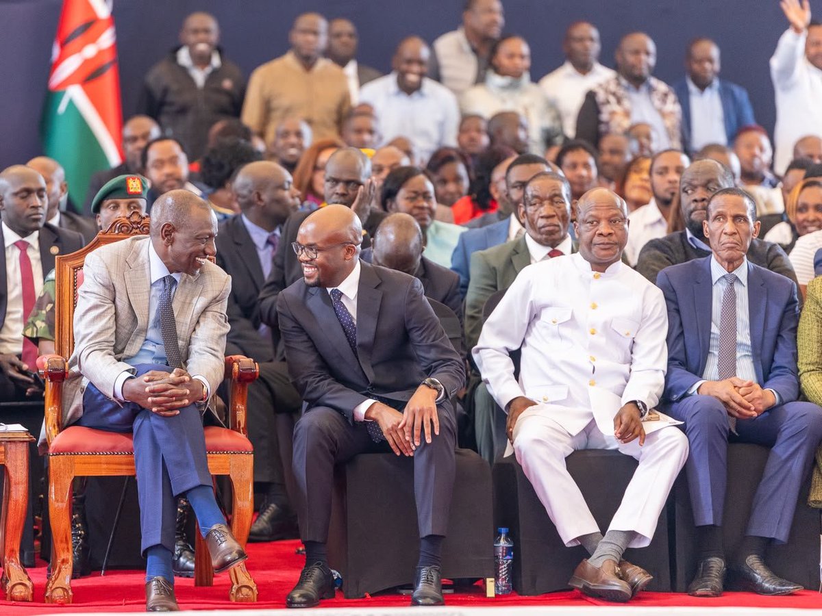 WilliamsRuto's tweet photo. We will immediately ensure that private security companies implement the minimum wage as stipulated by the law. https://t.co/0LafHn6b8Y