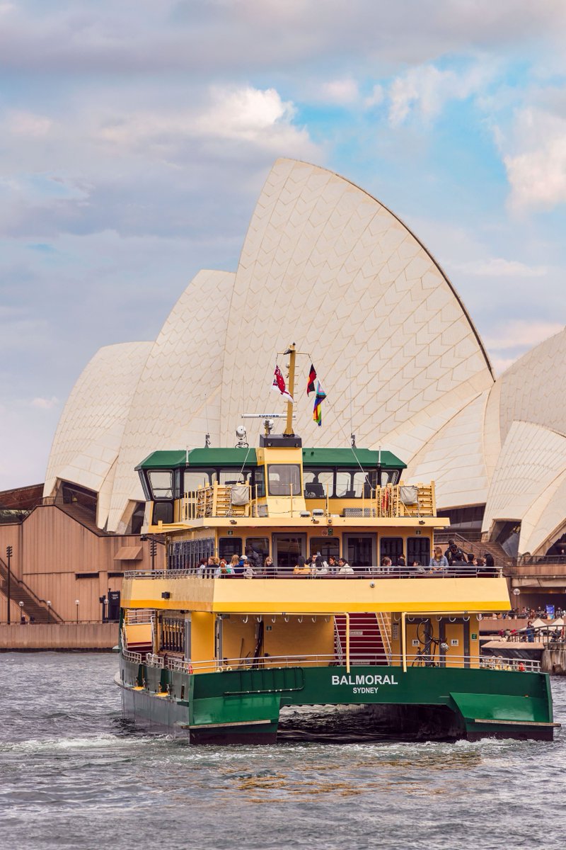 FerriesInfo's tweet photo. 🏃♀️ Heading to #City2Surf this Sunday?
We're running two extra Emerald Class ferries from Manly to Circular Quay:
⛴️ 6:10am → 6:32am
⛴️ 6:40am → 7:02am
❓Question: How many people can an Emerald Class ferry carry?
💬 Drop your guess below before you board! https://t.co/fAMLMuAIum