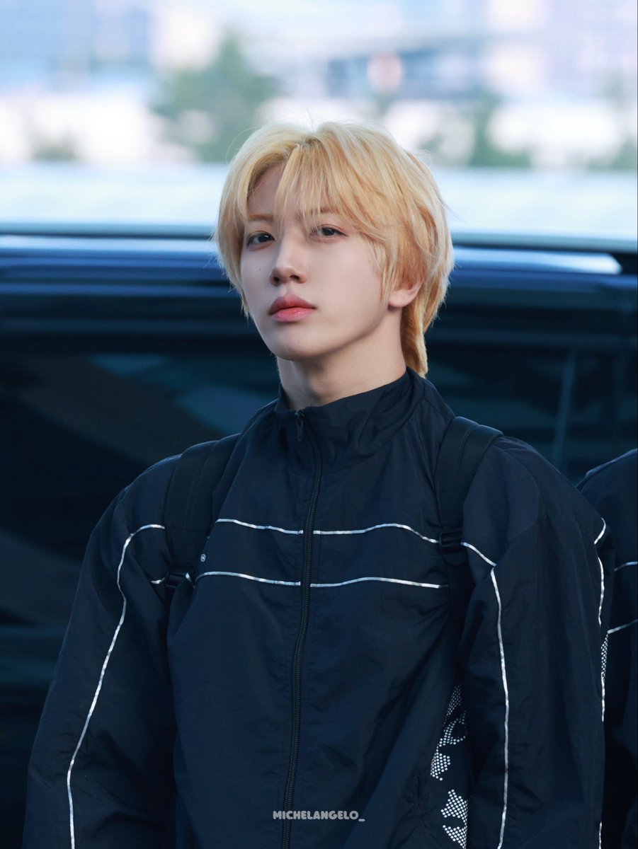 milk322_0's tweet photo. 체대오빠미......... https://t.co/eQDjsUlobM