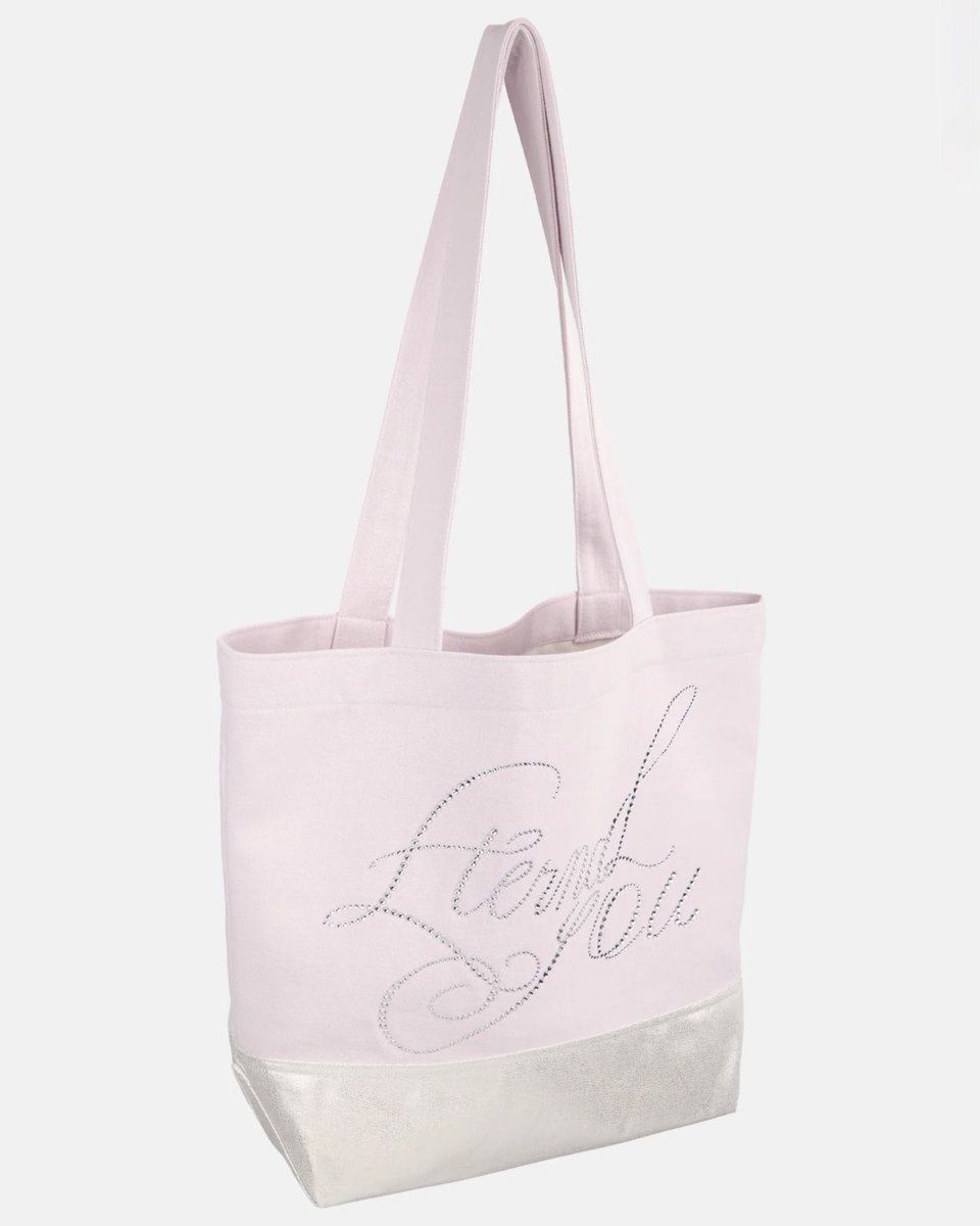 ___nenecouture's tweet photo. ETENAL YOUのSUGAR CUBE BAGの新色、ぜんぶ淡めでかわいい꒰ᐡ⸝⸝ʚ̴̶̷̷ · ʚ̴̶̷̷⸝⸝ᐡ꒱🤍ピンクも既存色よりふんわり甘めのお砂糖ピンク🩰🥄◝✩ https://t.co/eq8E38Dx1I