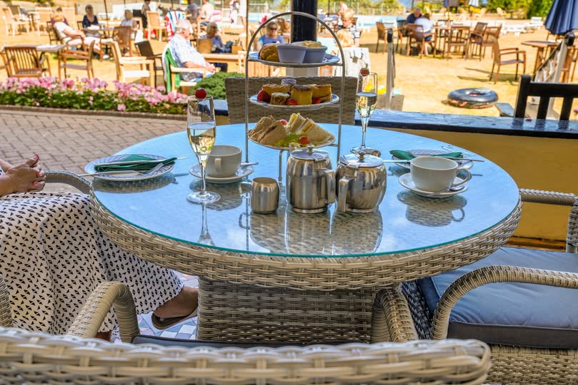 LangstoneCliff's tweet photo. Afternoon Teas are always popular. Available Monday to Saturday from 1.30pm - 5.30pm and Sundays from 2.30pm - 5.30pm https://t.co/UwSziYVBI5