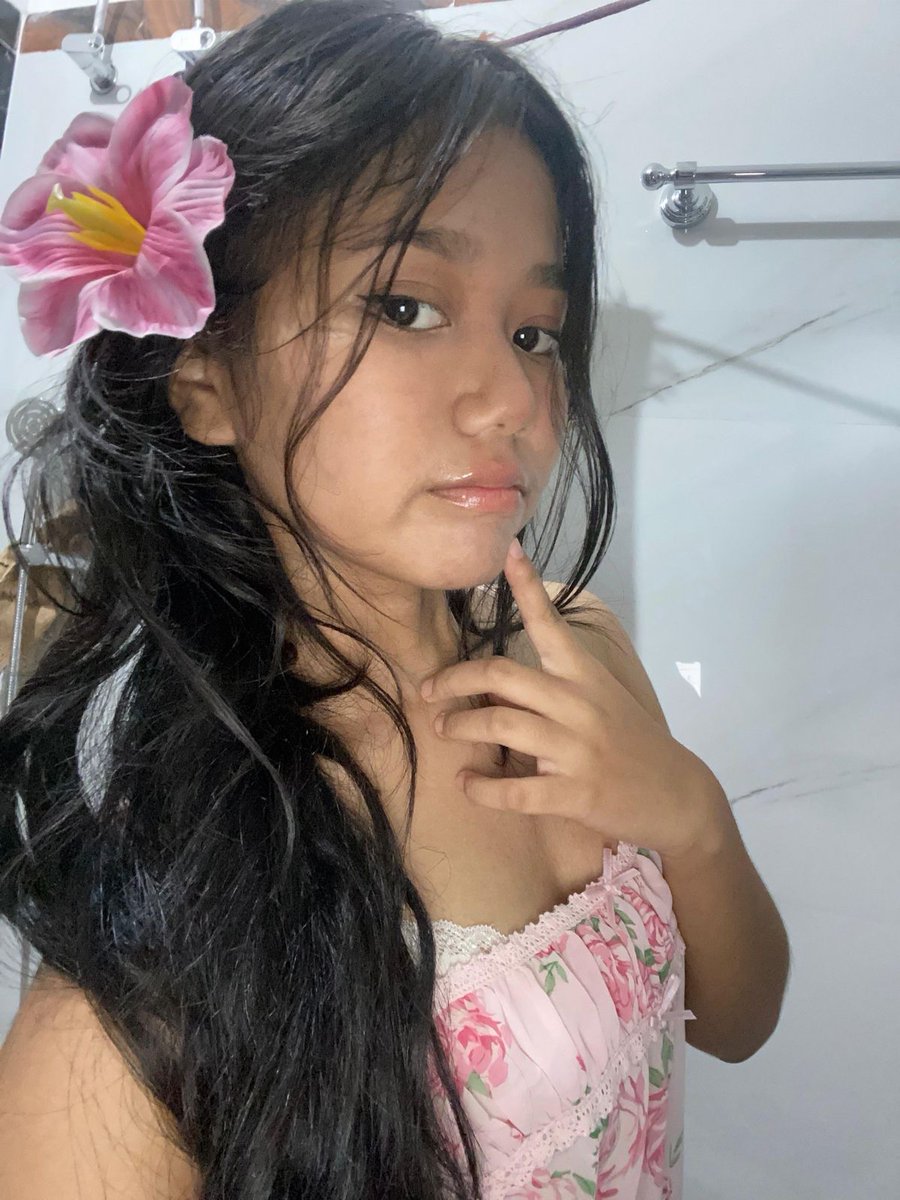 glbenkars's tweet photo. é sério eu posso fazer uma brincadeirinha na sua DM? 👀 https://t.co/YRPhjzwfG1