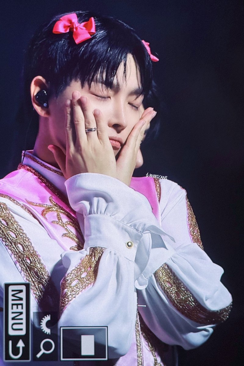 hurricane_hj's tweet photo. 260806 ATEEZ FANMEETING

#홍중 #HONGJOONG #ホンジュン #에이티즈 #ATEEZ #ATINYS_VOYAGE #TINY_MYSTERY https://t.co/olXGVohMo1