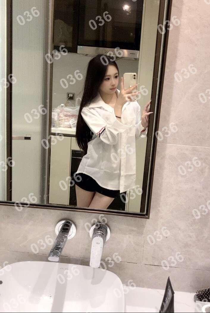 TheRealClica's tweet photo. 岳阳楼区

琏係👉🏼❌：@chavalex14_YT（失联看主页第一条帖子，转发或者截图页面可效率通过）

#岳阳

我好像變心了。比起昨天的你，我又更喜歡今天的你。 https://t.co/xVhlzQVo2f