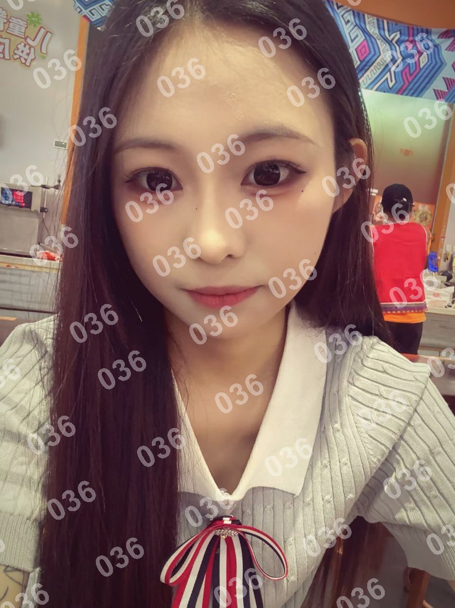 TheRealClica's tweet photo. 岳阳楼区

琏係👉🏼❌：@chavalex14_YT（失联看主页第一条帖子，转发或者截图页面可效率通过）

#岳阳

我好像變心了。比起昨天的你，我又更喜歡今天的你。 https://t.co/xVhlzQVo2f