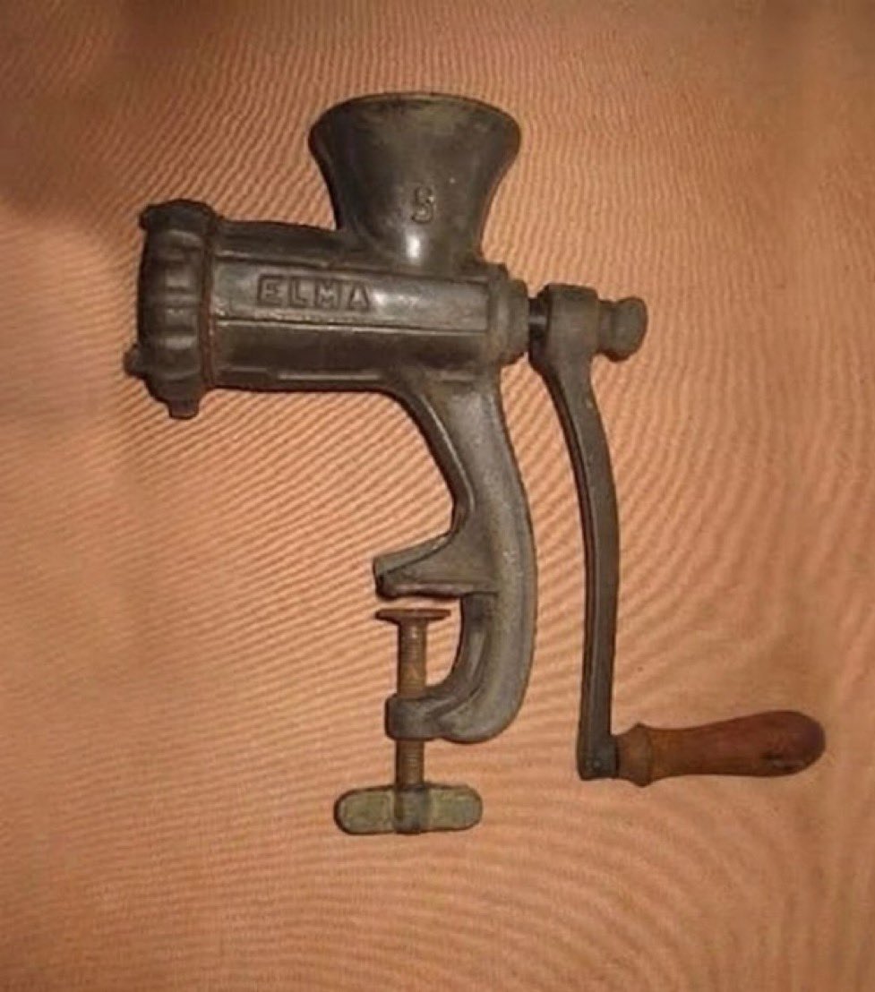 Danxabate19's tweet photo. I have absolutely no idea what this is for?

Do you know?😏 https://t.co/5EJcMiDrBO