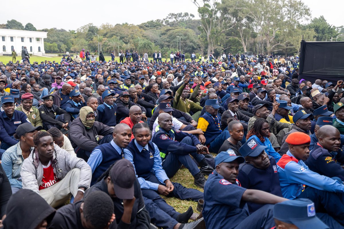 WilliamsRuto's tweet photo. Additionally, to accord private security officers the respect they deserve, any references to ‘watchman’ and  ‘guards’ will be expunged from all Government documents. These terms are a colonial relic and must be discarded. The officers will now be referred to as private security officers.