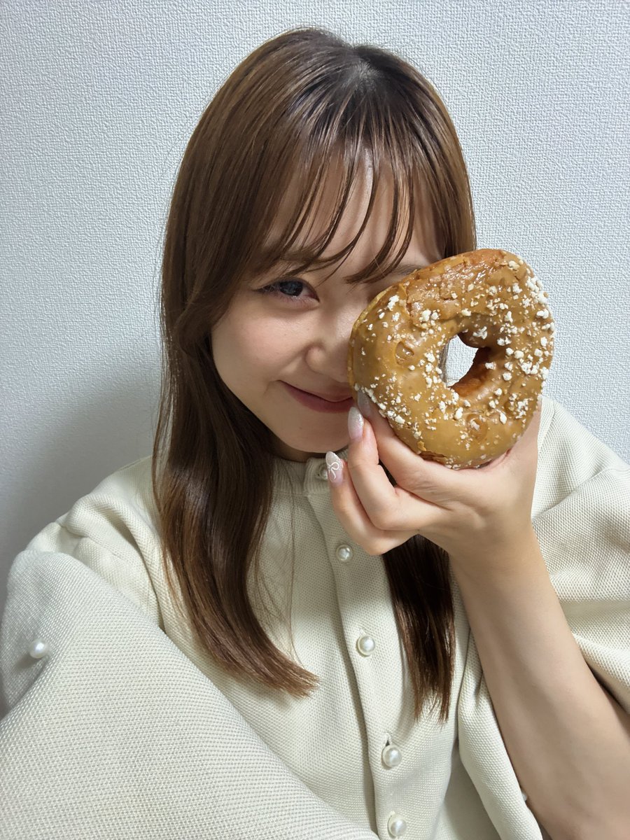 ayu_cotori's tweet photo. 今日頑張ったご褒美🍩❤︎ https://t.co/gDbsZ8a5IW