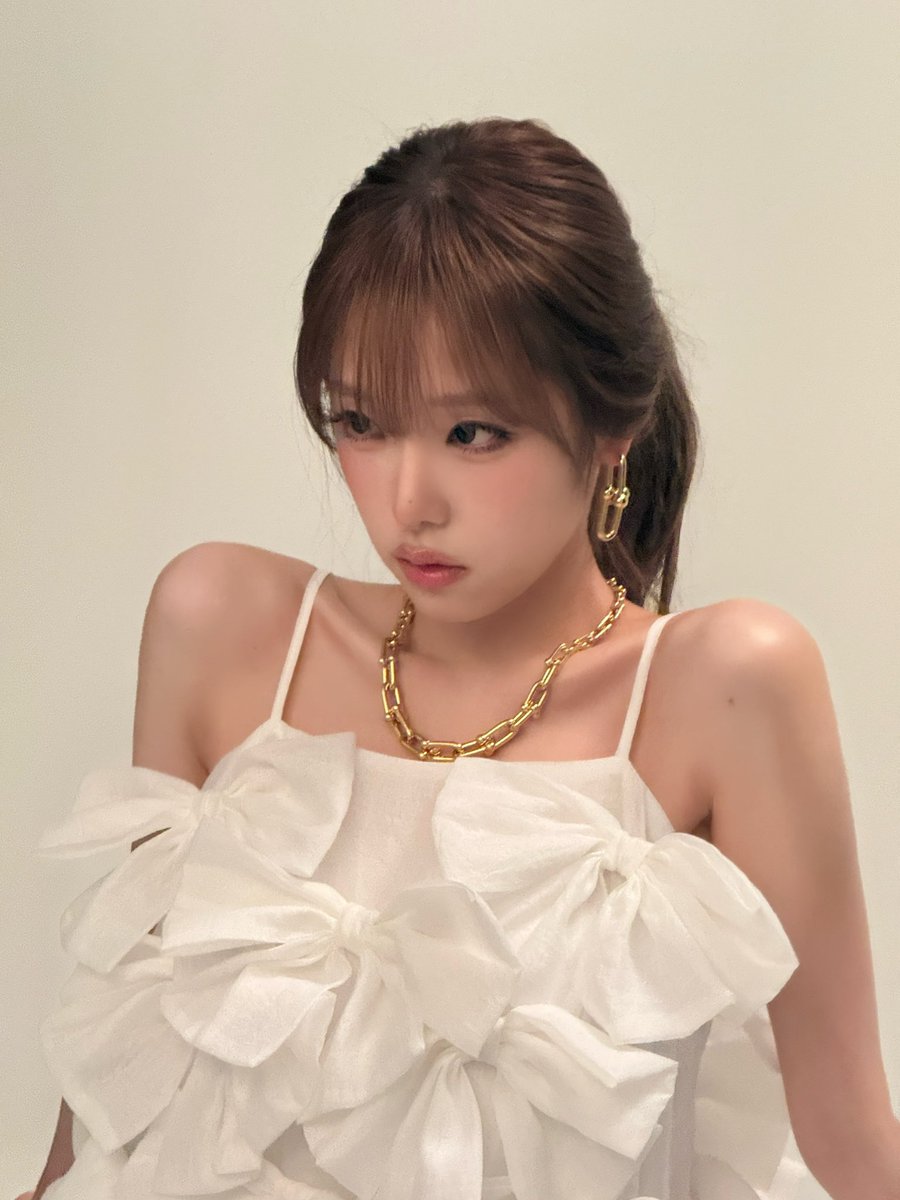 OgE929's tweet photo. 260806 예나코어 인스타그램 #최예나 https://t.co/tGvYDpkth0