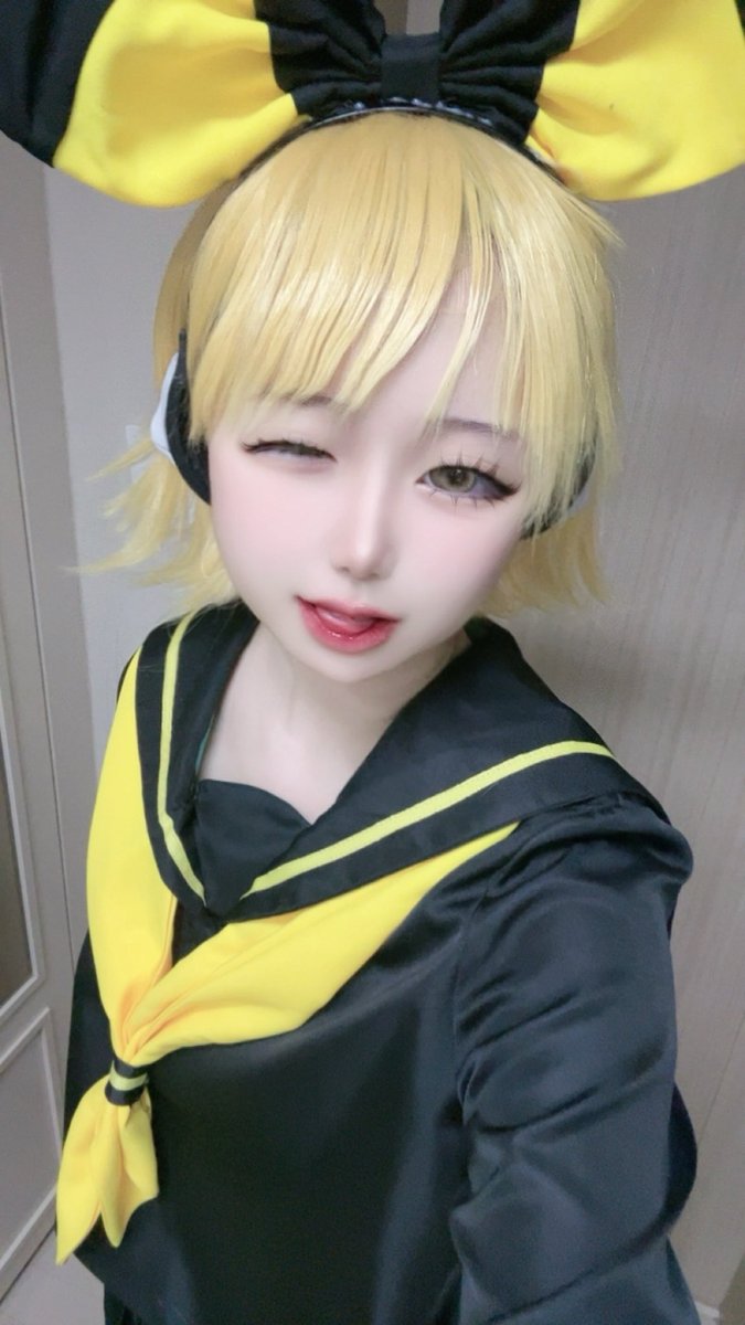 kuu_cosplay's tweet photo. #vocaloid #보컬로이드 #코스프레 #コスプレ 

어머 이것도 했었넹 https://t.co/sCktgAJw3L
