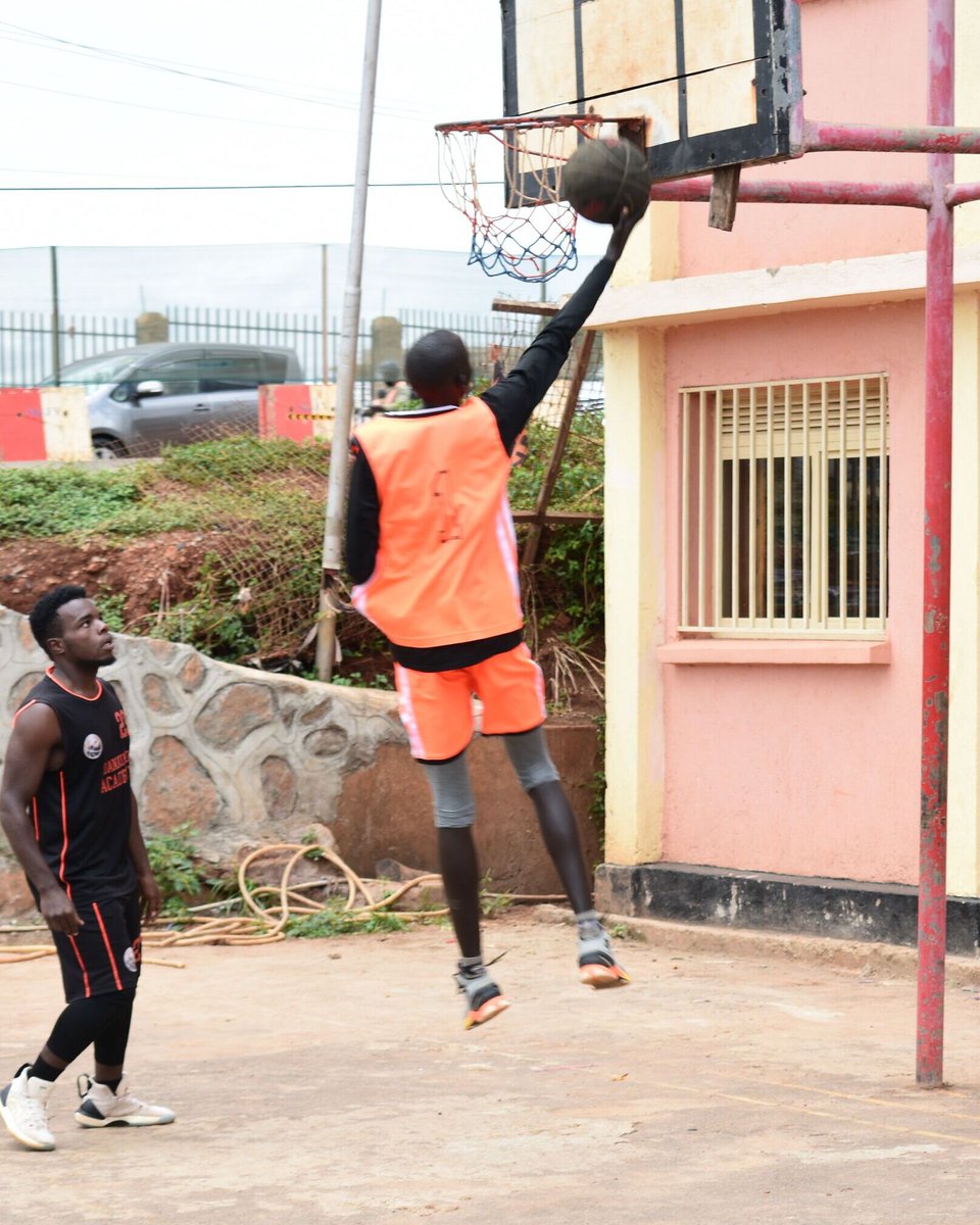 DankindAcademy's tweet photo. @DankindAcademy sessions in Kampala, Uganda πΊπ¬ were so fun. Highlights are on @We_R_Ballers YouTube and all social media. We make clips to help acquire scholarships and reach out to coaches, schools, teams and agents.
#basketball #africa #kampala #uganda #dka #dankindacademy https://t.co/hmHMY52fb6