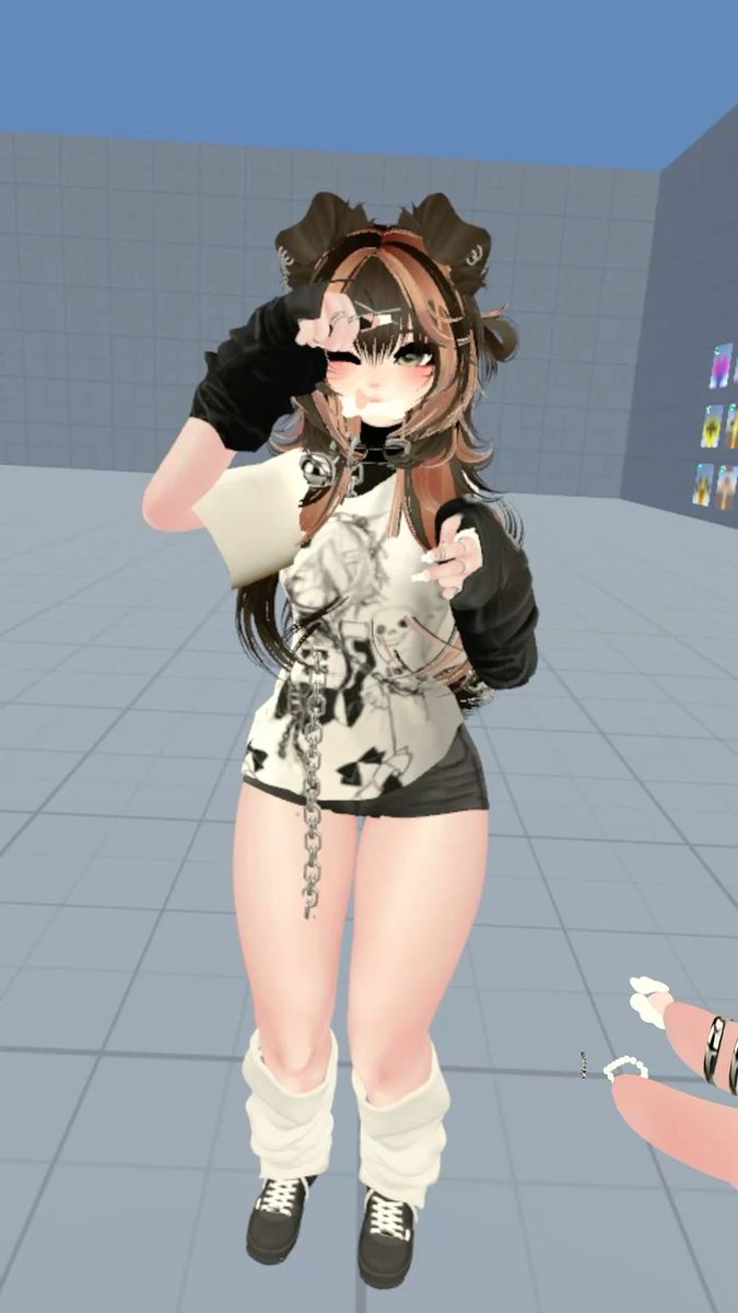 GroovyVR tweet picture