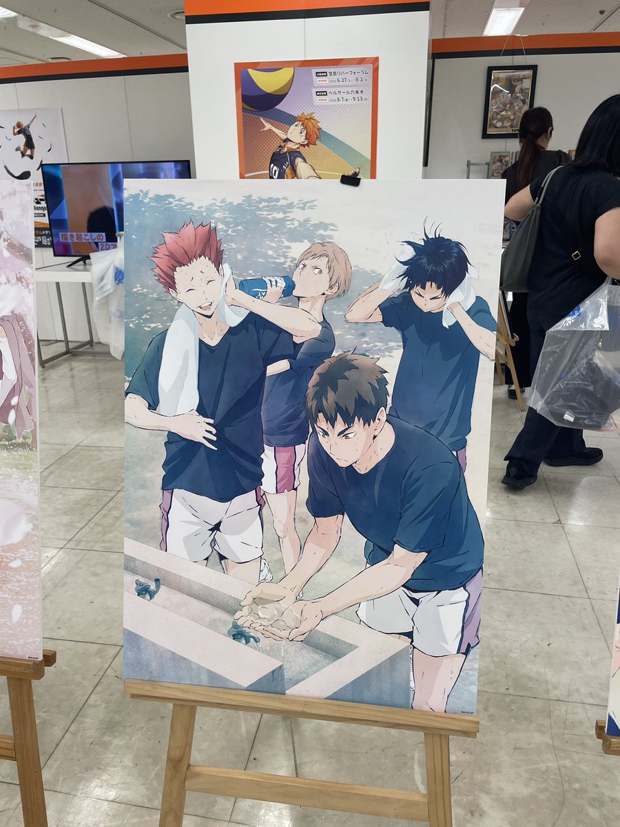 akas__kj's tweet photo. まさかこんな素敵なイラストが展示されているなんて思わないじゃないですか…写真はこの3枚だけしか撮ってないんですけど、他にもたくさん飾ってありました✨これはまた行くしかない🥹 https://t.co/62YW7btF3i