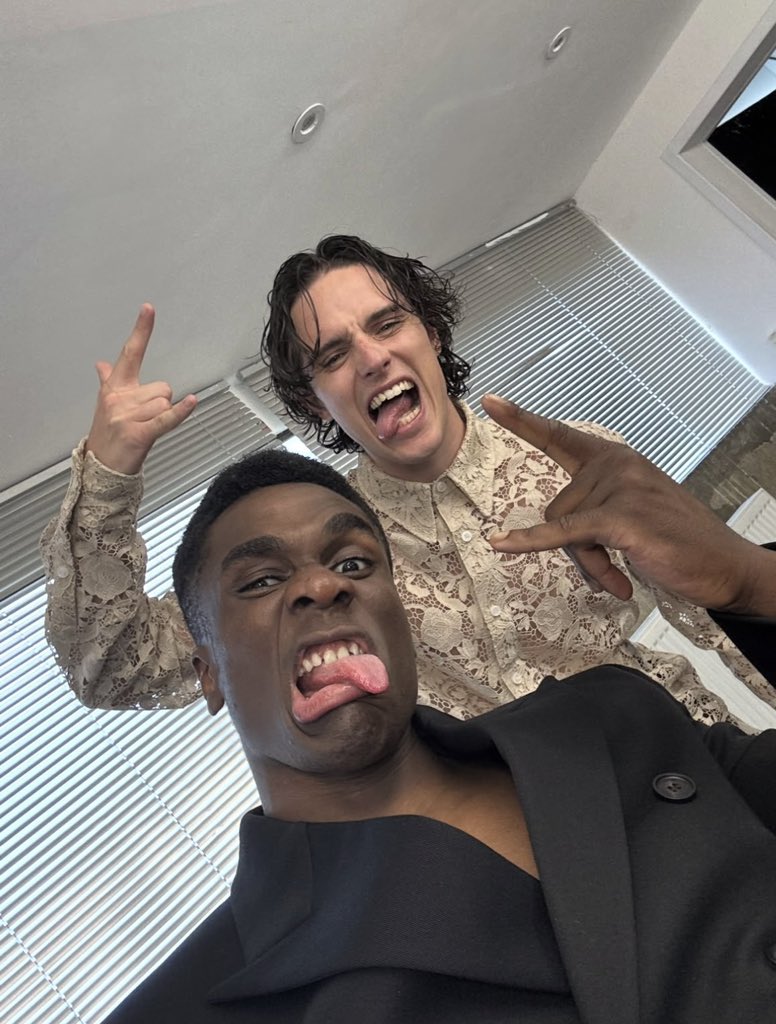 thinkjacegan's tweet photo. who said bastard were ugly again ? https://t.co/mDEgpxqWVl
