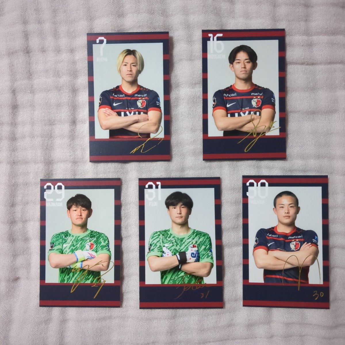 mie41antlers's tweet photo. 26インスタントフォトカード(百年構想リーグ)

譲:7小川、16溝口、29梶川、30吉田、31藤井
求:10柴崎、71荒木または買取(250円)

8/7横浜戦、8/22福岡戦にて可能な方がいましたらお願いいたします🙇‍♀️

#鹿島アントラーズ https://t.co/SrEzi2ZJT1
