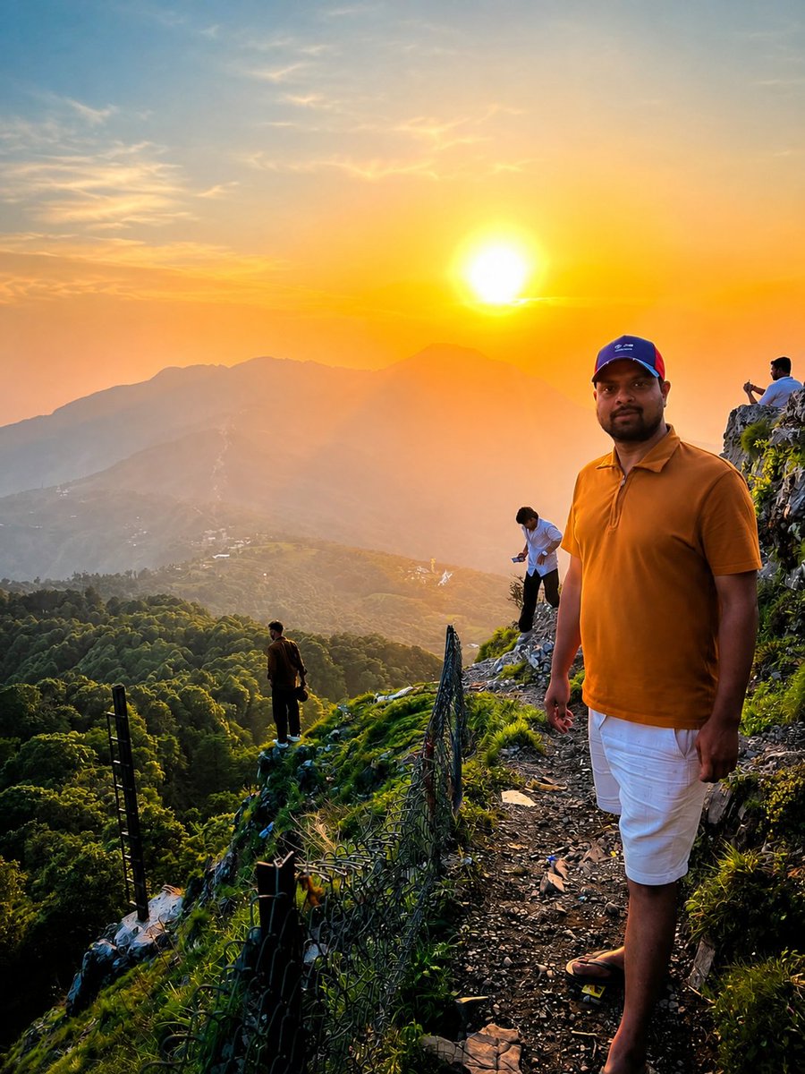 DShivmurti's tweet photo. शाम
#Sunset #MountainLife #GoldenHour #NaturePhotography #TravelDiaries #Dehradun #Uttarakhand #Himalayas #Wanderlust #ExploreIndia https://t.co/GH604R0K5P