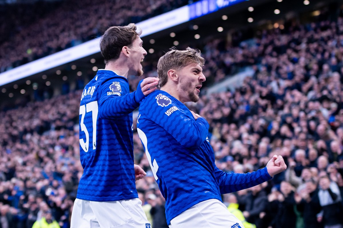 EFCEverywhere's tweet photo. One year of 🅺🅳🅷. 📸

Everton signed Kiernan Dewsbury-Hall on this day in 2025. ✍️ https://t.co/x2dwBgbSRU