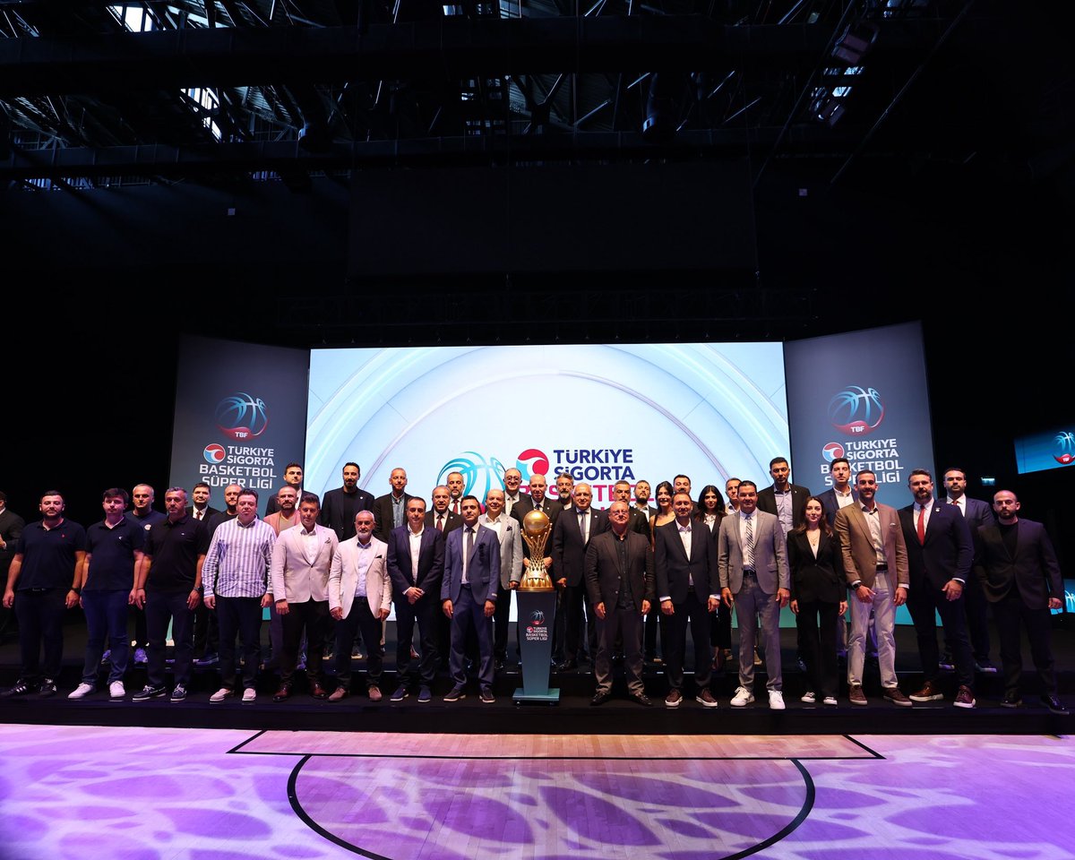 KSKBasket's tweet photo. 🗓️ Türkiye Sigorta Basketbol Süper Ligi 2026-2027 sezonu fikstür kura çekimi, Turkcell Basketbol Gelişim Merkezi’nde gerçekleştirildi.

2026-2027 sezonu fikstürünün belirlendiği organizasyonda kulübümüzü Asbaşkanımız Sayın Genco Karaman temsil etti. 💚❤️ https://t.co/B0PmjYaaJ2