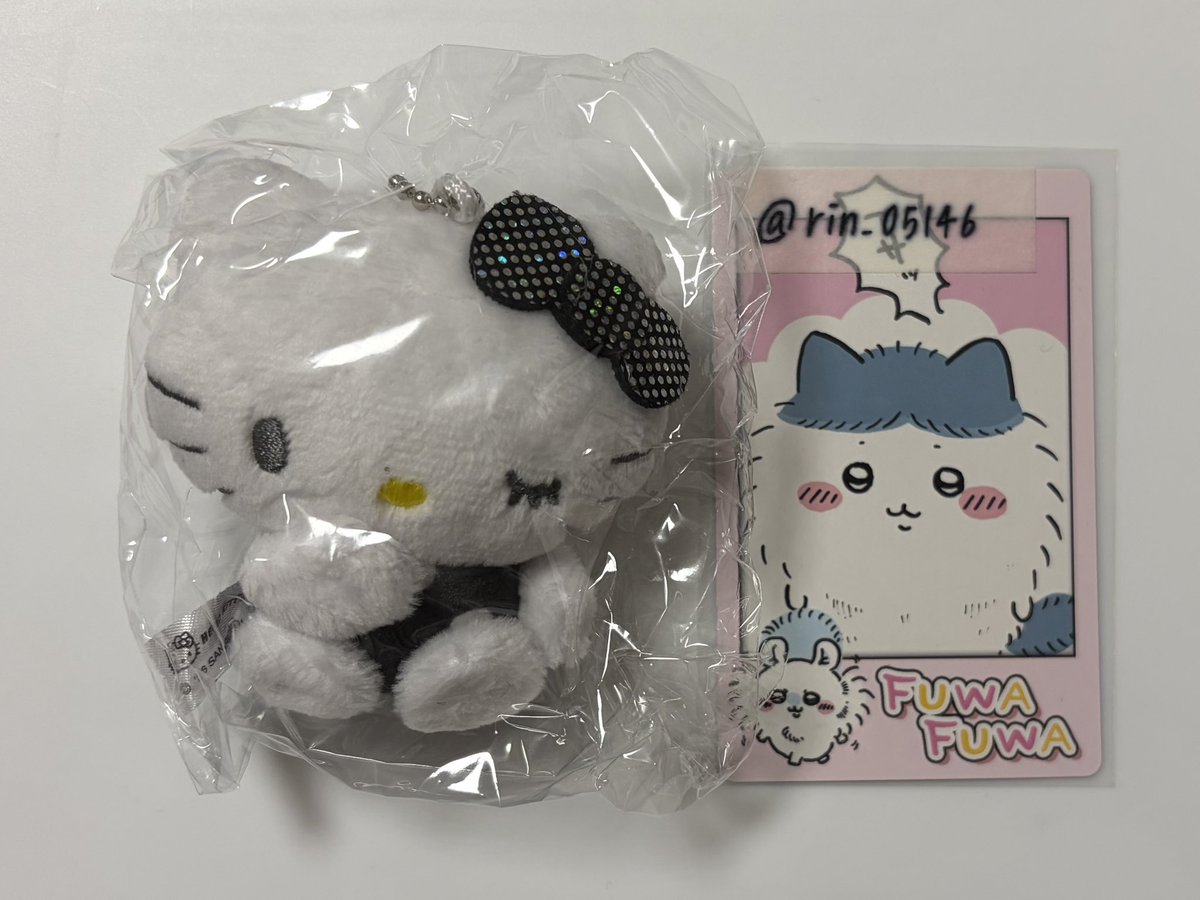 rin_05146's tweet photo. サンリオ　ガチャ　ハローキティ　ぬいぐるみボールチェーン　3 交換
譲)キラキラリボン
求)エンジェル
郵送希望です
お気軽にお声掛けください https://t.co/qxxxDrNrmn